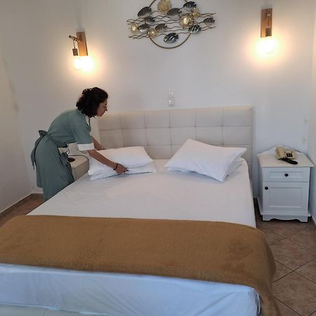 Hotel Anixis Naxos City Екстериор снимка