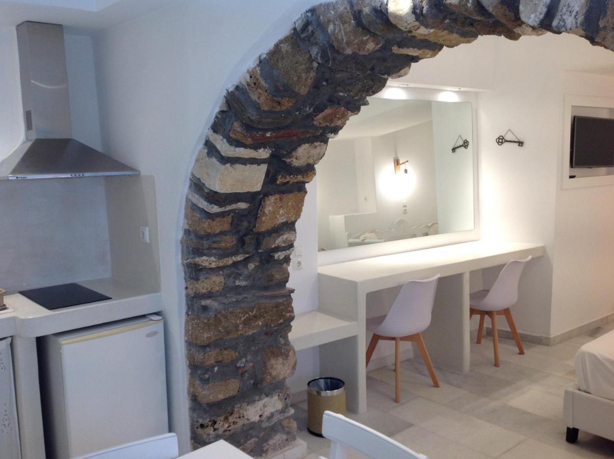 Hotel Anixis Naxos City Екстериор снимка