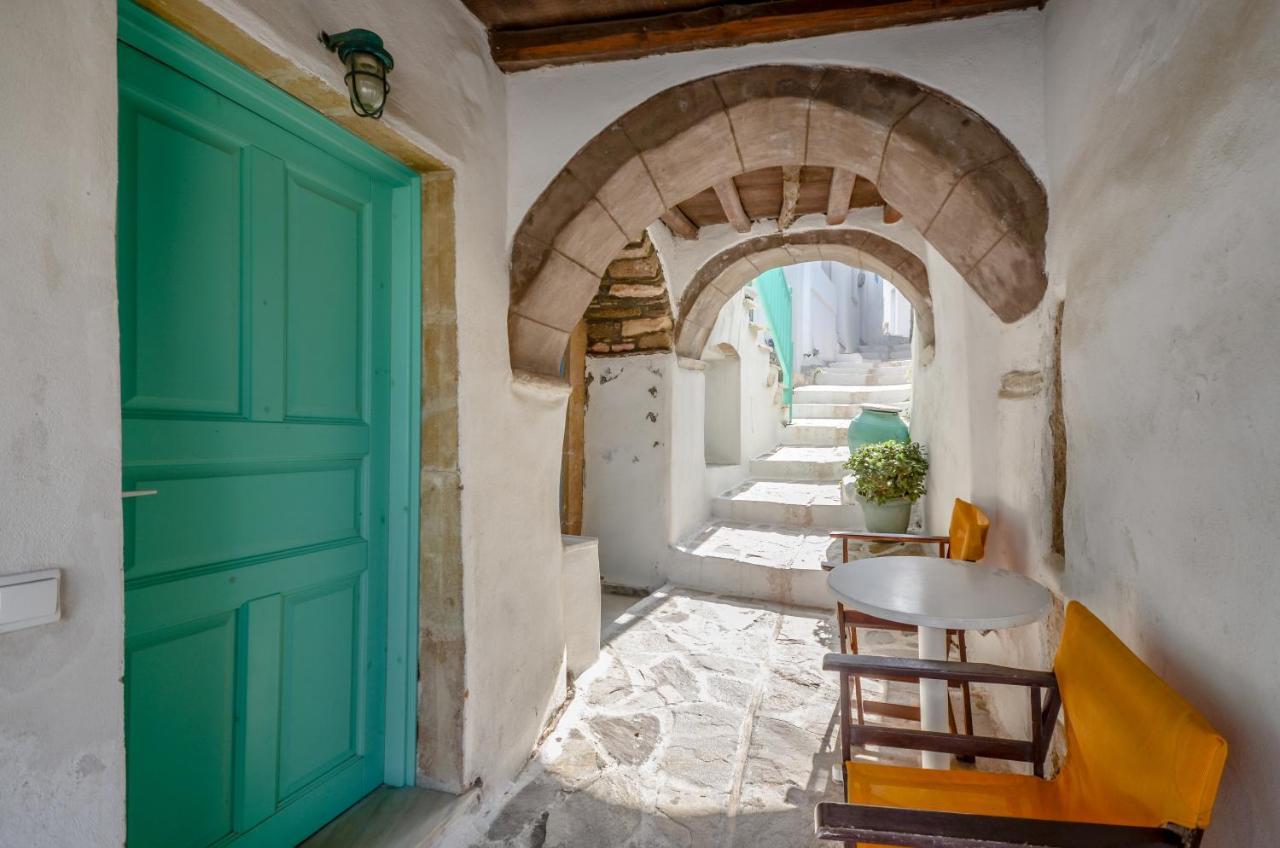 Hotel Anixis Naxos City Екстериор снимка