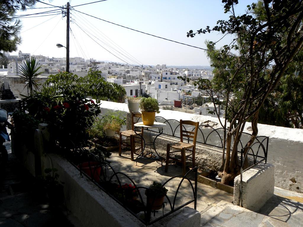 Hotel Anixis Naxos City Екстериор снимка