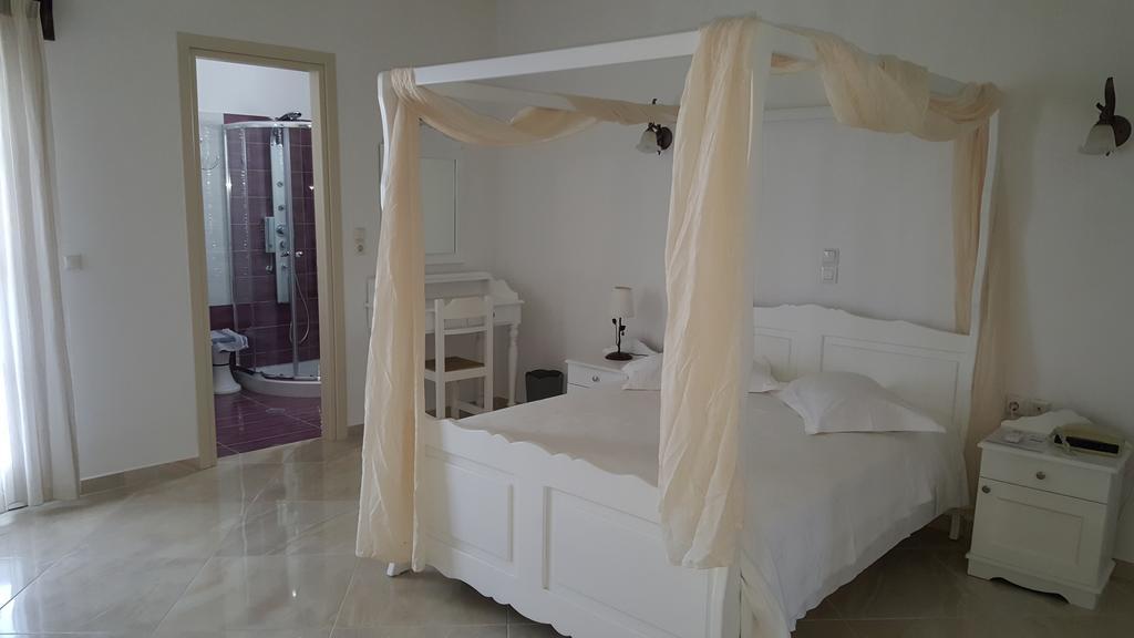 Hotel Anixis Naxos City Екстериор снимка