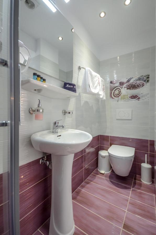 Hotel Anixis Naxos City Екстериор снимка